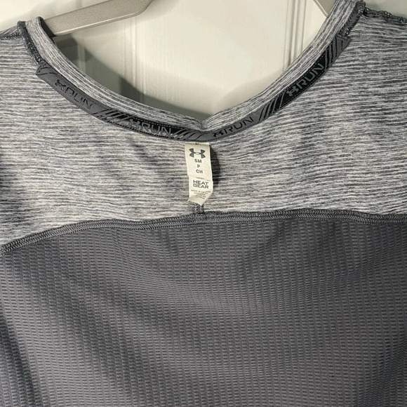 Under Armour Heat Gear Running Short Sleeve Running top Small - Picture 6 of 6